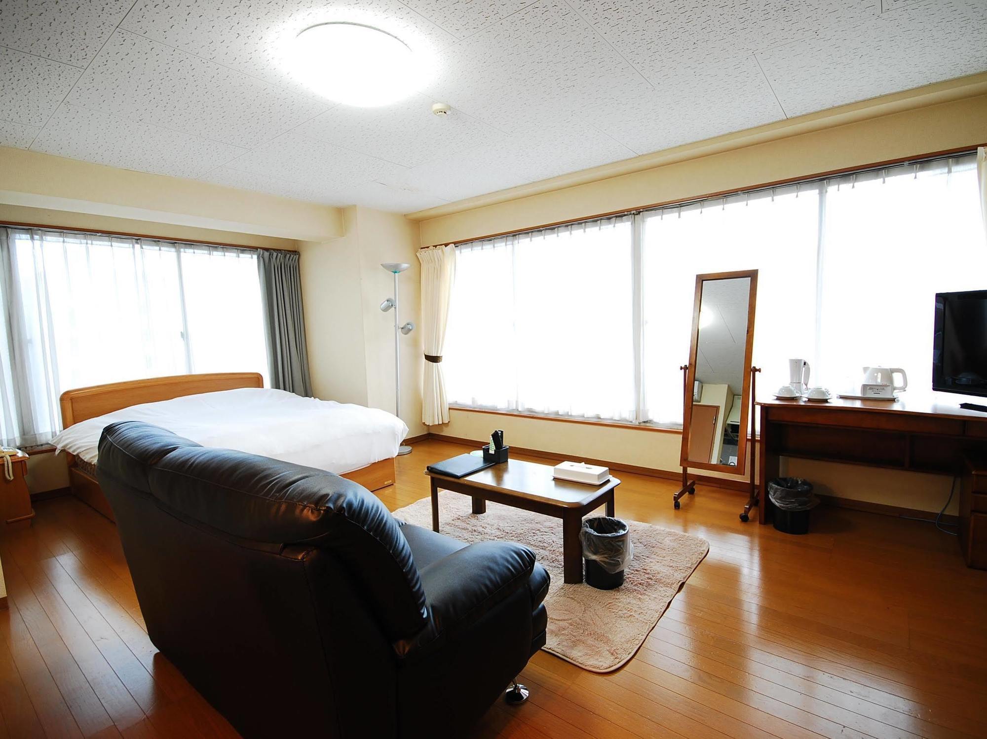 Hotel Cooju Kawasaki Kawasaki  Exterior foto